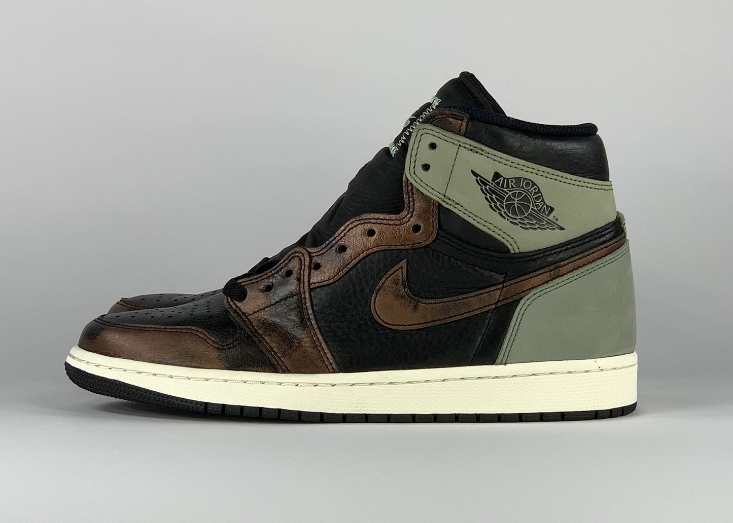 Jordan 1 Retro High Light Army Rust Shadow Patina