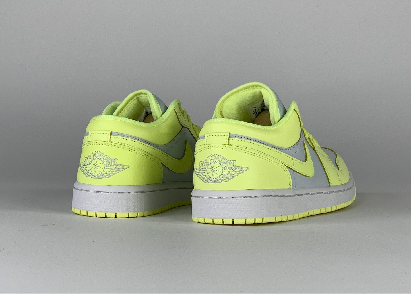 Jordan 1 Low Lemonade (W)