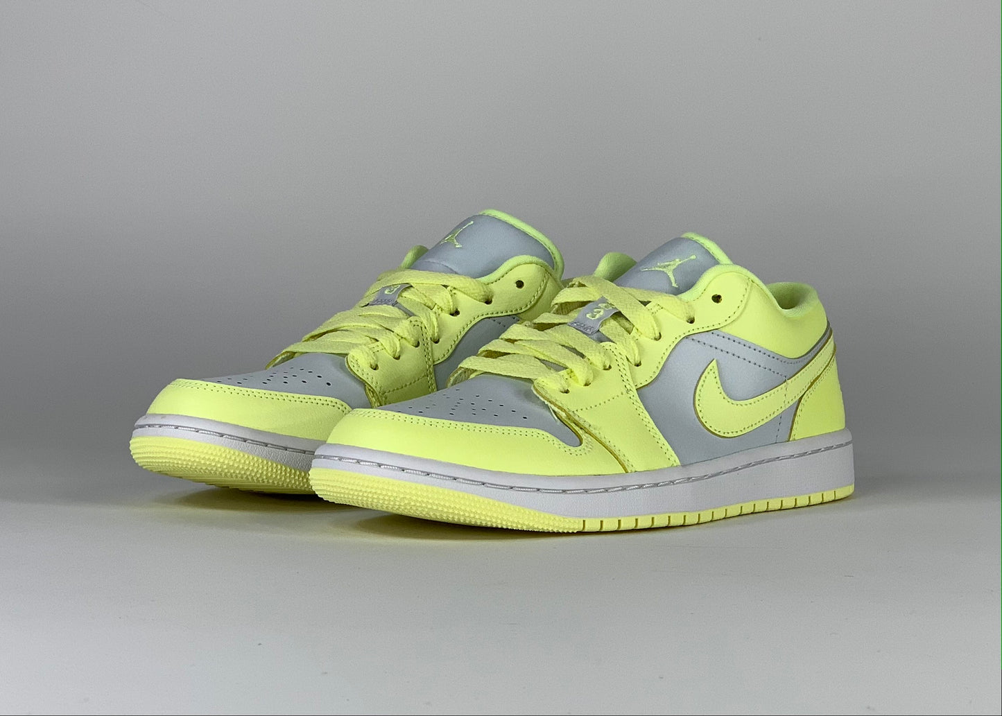 Jordan 1 Low Lemonade (W)