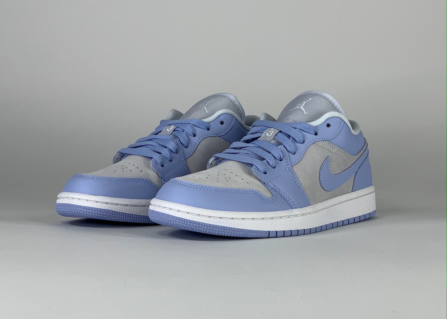 Jordan 1 Low Football Grey Aluminum (W)