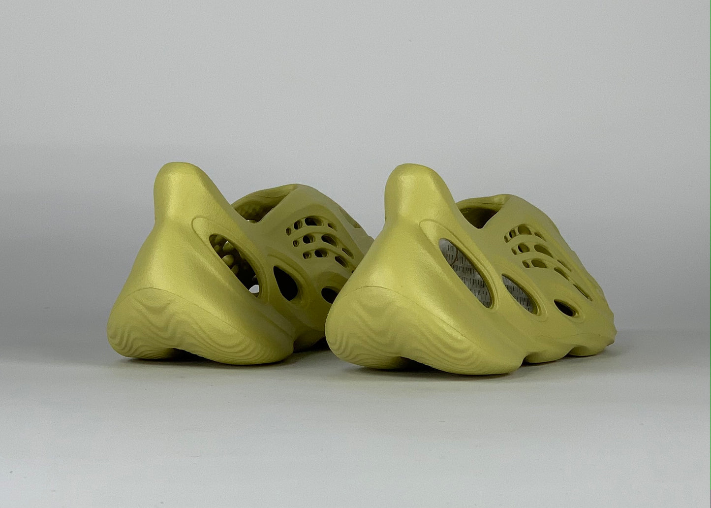 Adidas Yeezy Foam RNNR Sulfur