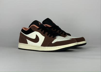 Jordan 1 Low Mocha