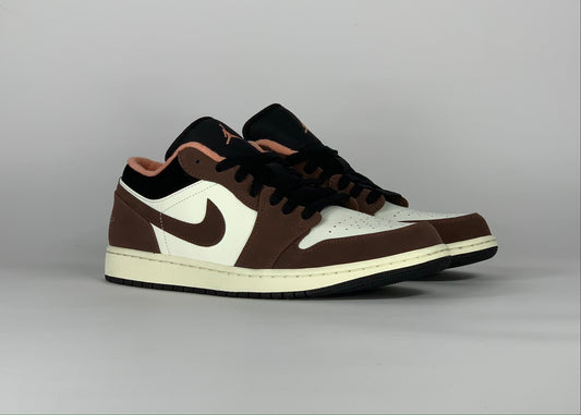 Jordan 1 Low Mocha