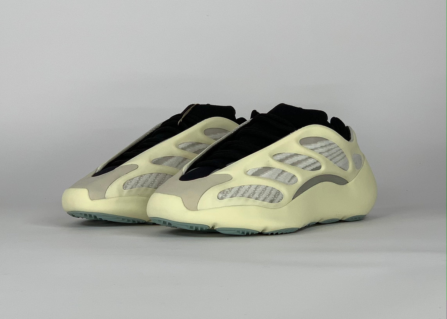 Adidas Yeezy 700 V3 Azael