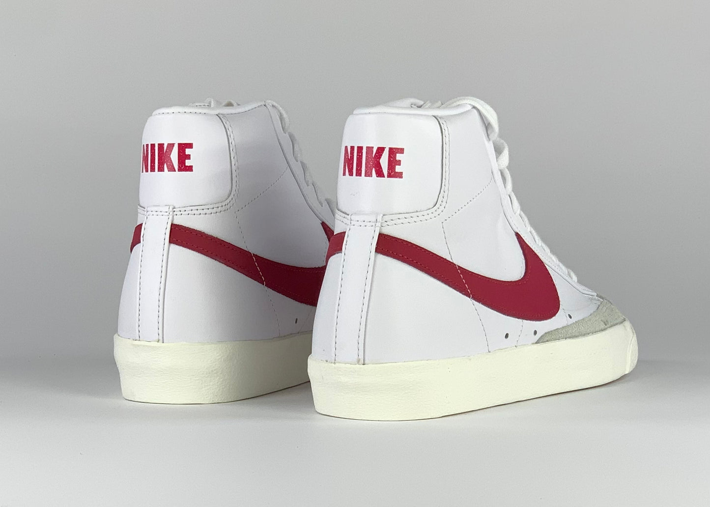 Nike Blazer Mid 77 vntg Red