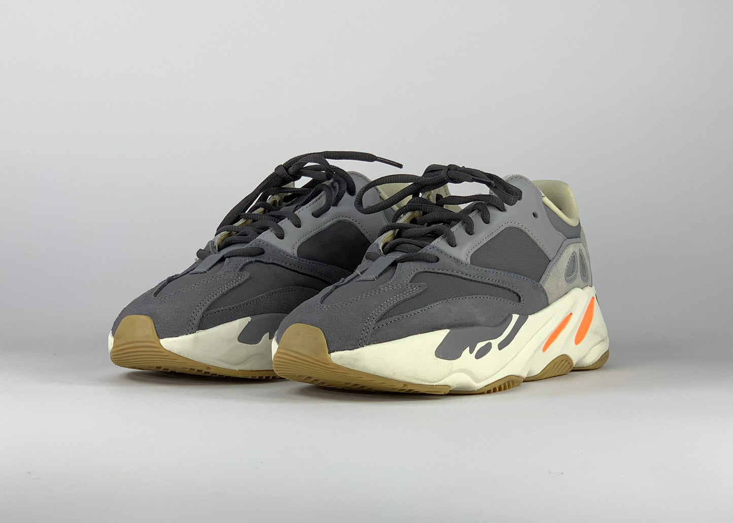 Adidas Yeezy Boost 700 Magnet