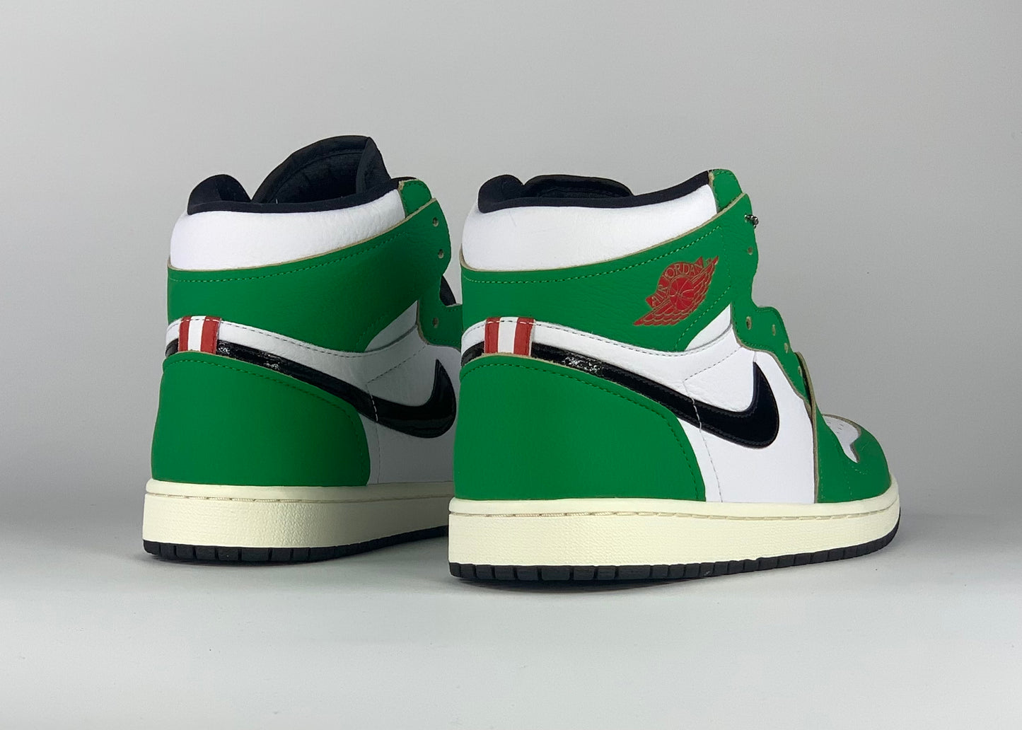 Jordan 1 Retro High Lucky Green (W)