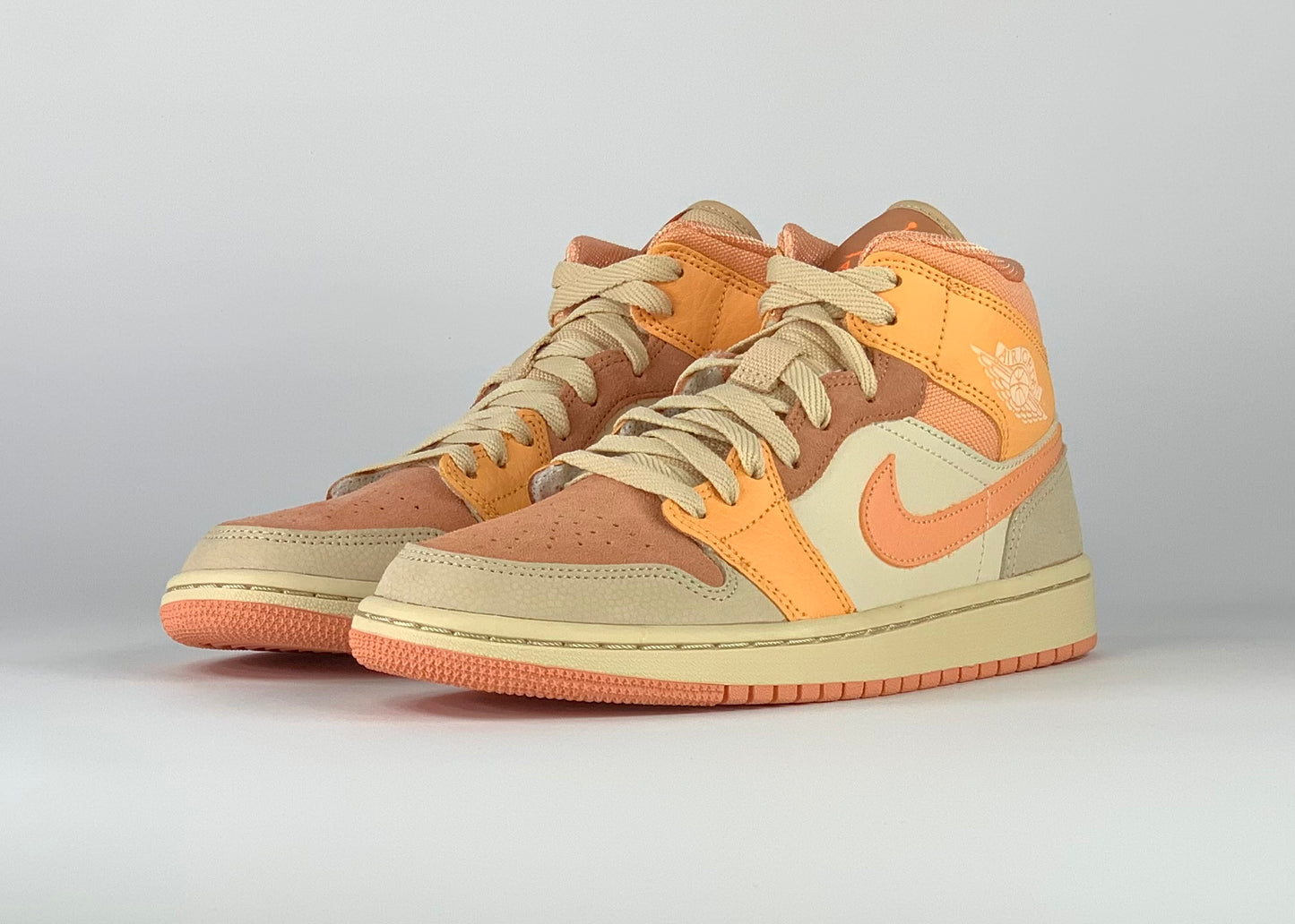 Jordan 1 Mid Apricot Orange (W)