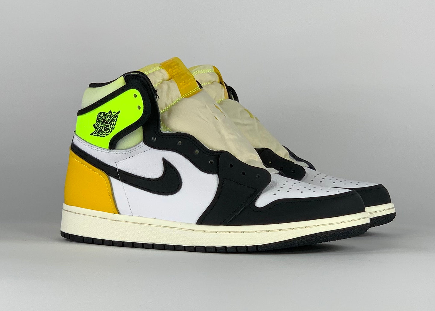 Jordan 1 Retro High White Black Volt University Gold