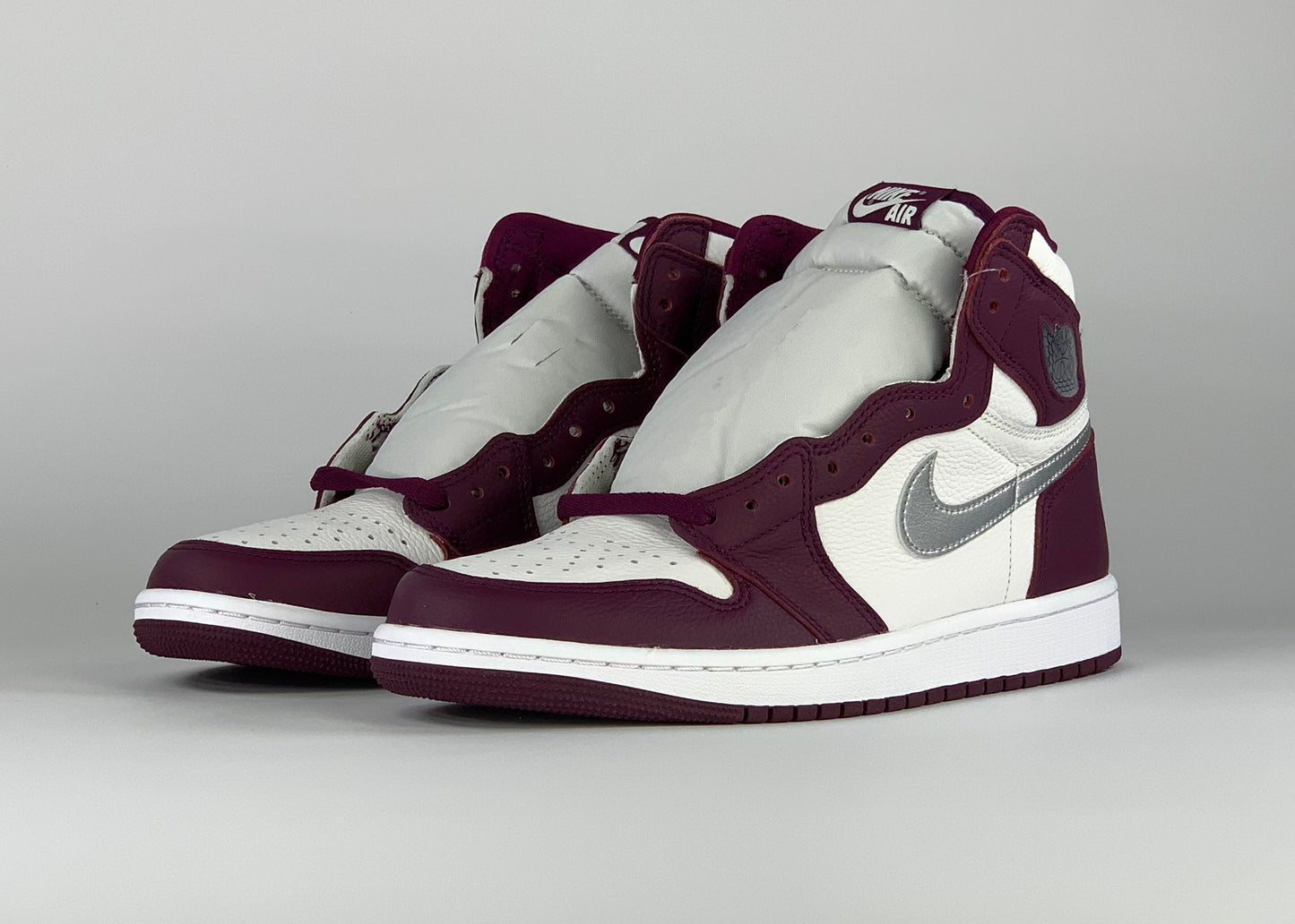 Jordan 1 Retro High OG Bordeaux