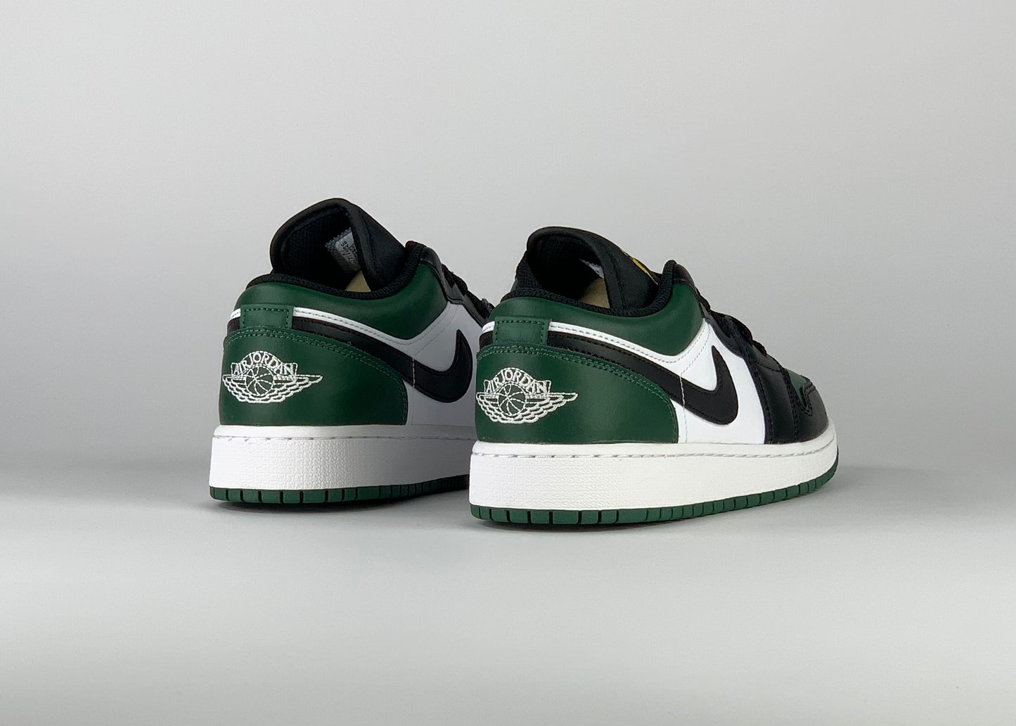 Jordan 1 Low Green Toe