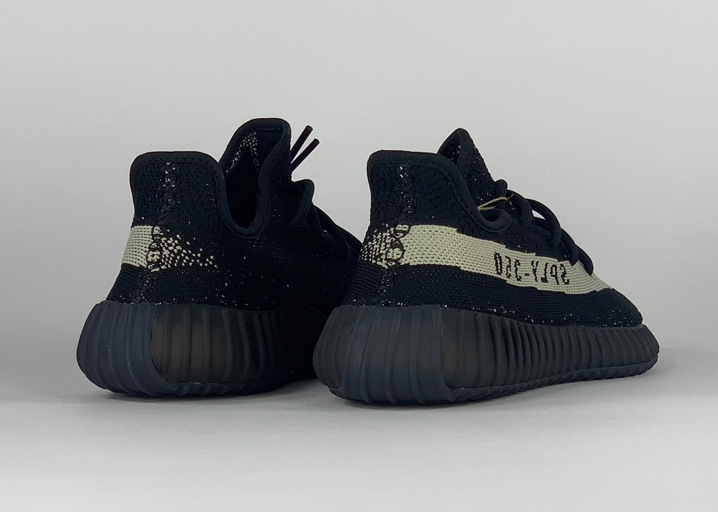 Adidas Yeezy Boost 350 V2 Core Black White (Oreo)