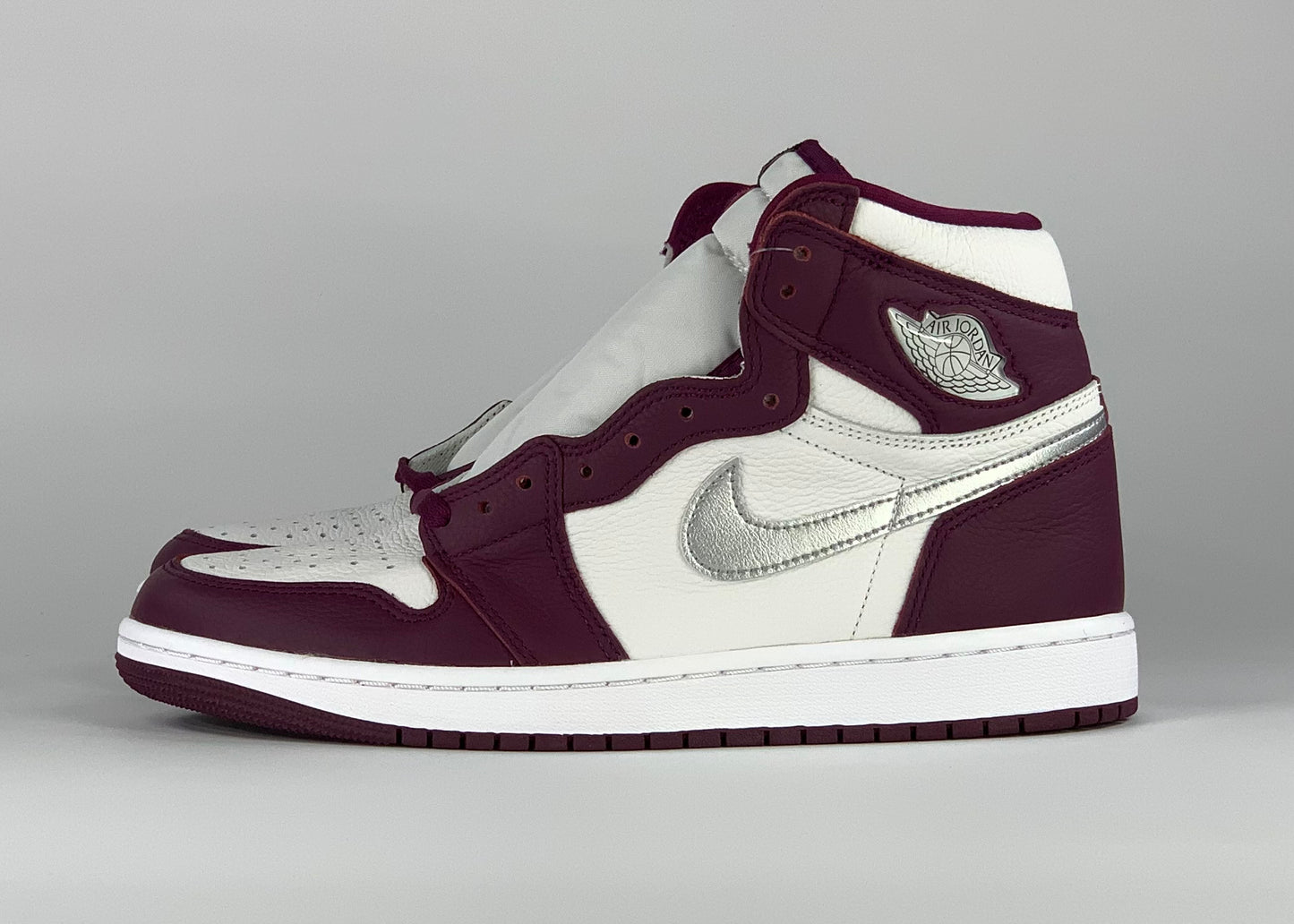 Jordan 1 Retro High OG Bordeaux