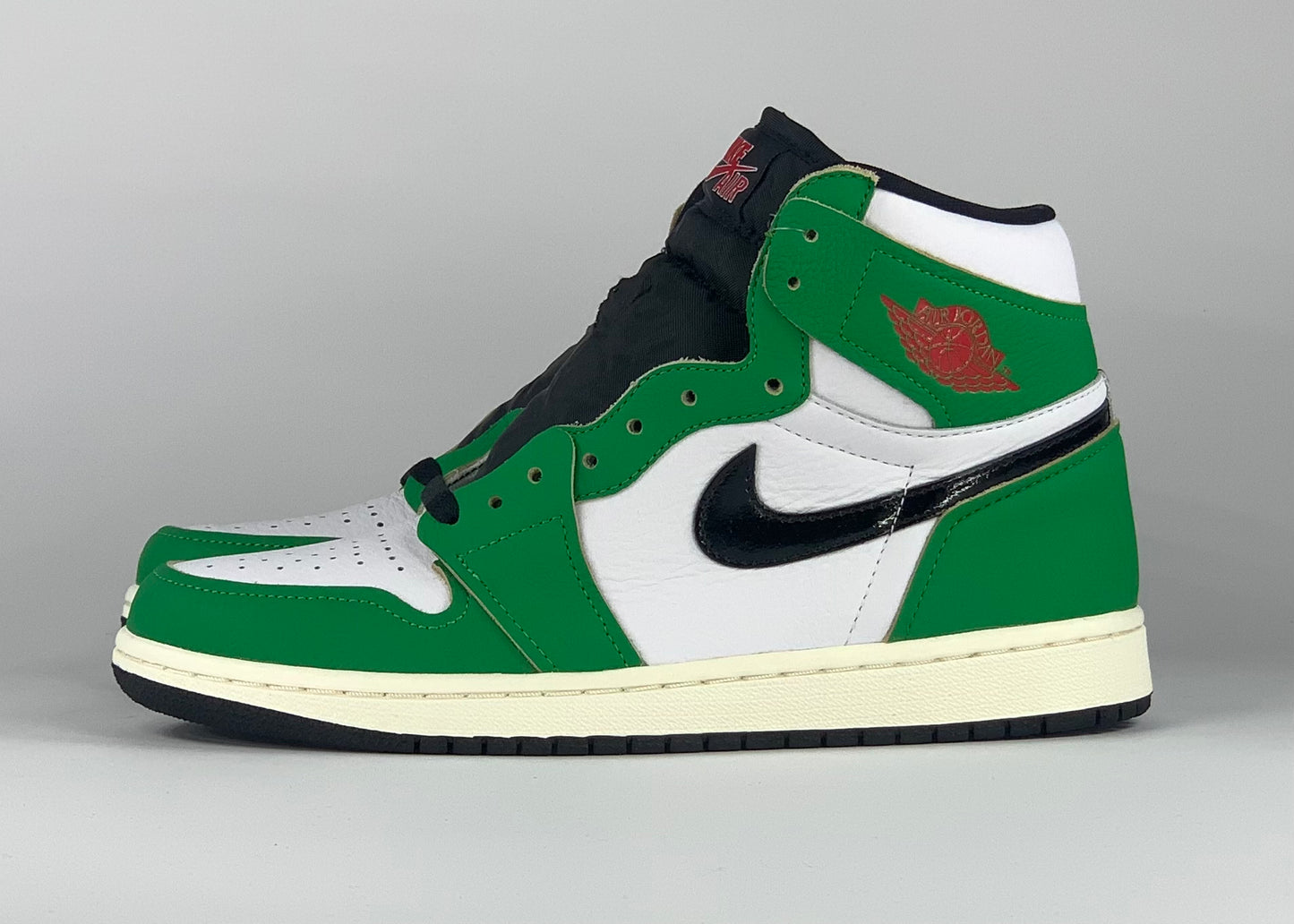 Jordan 1 Retro High Lucky Green (W)