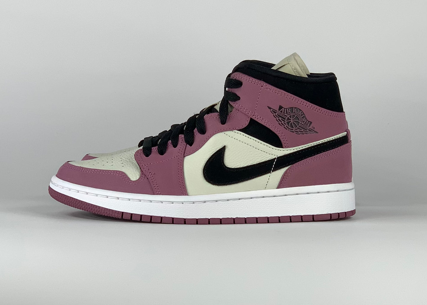 Jordan 1 Mid Berry Pink (W)