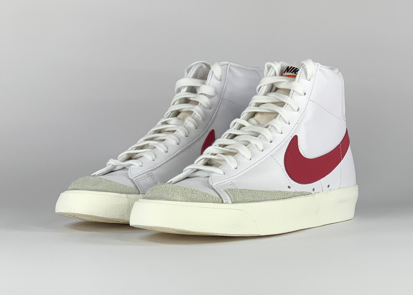 Nike Blazer Mid 77 vntg Red