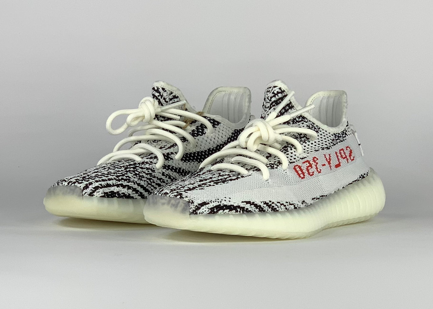 Adidas Yeezy Boost 350 V2 Zebra